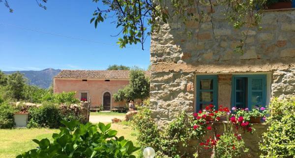 Agriturismo Casteddu Padru Экстерьер фото